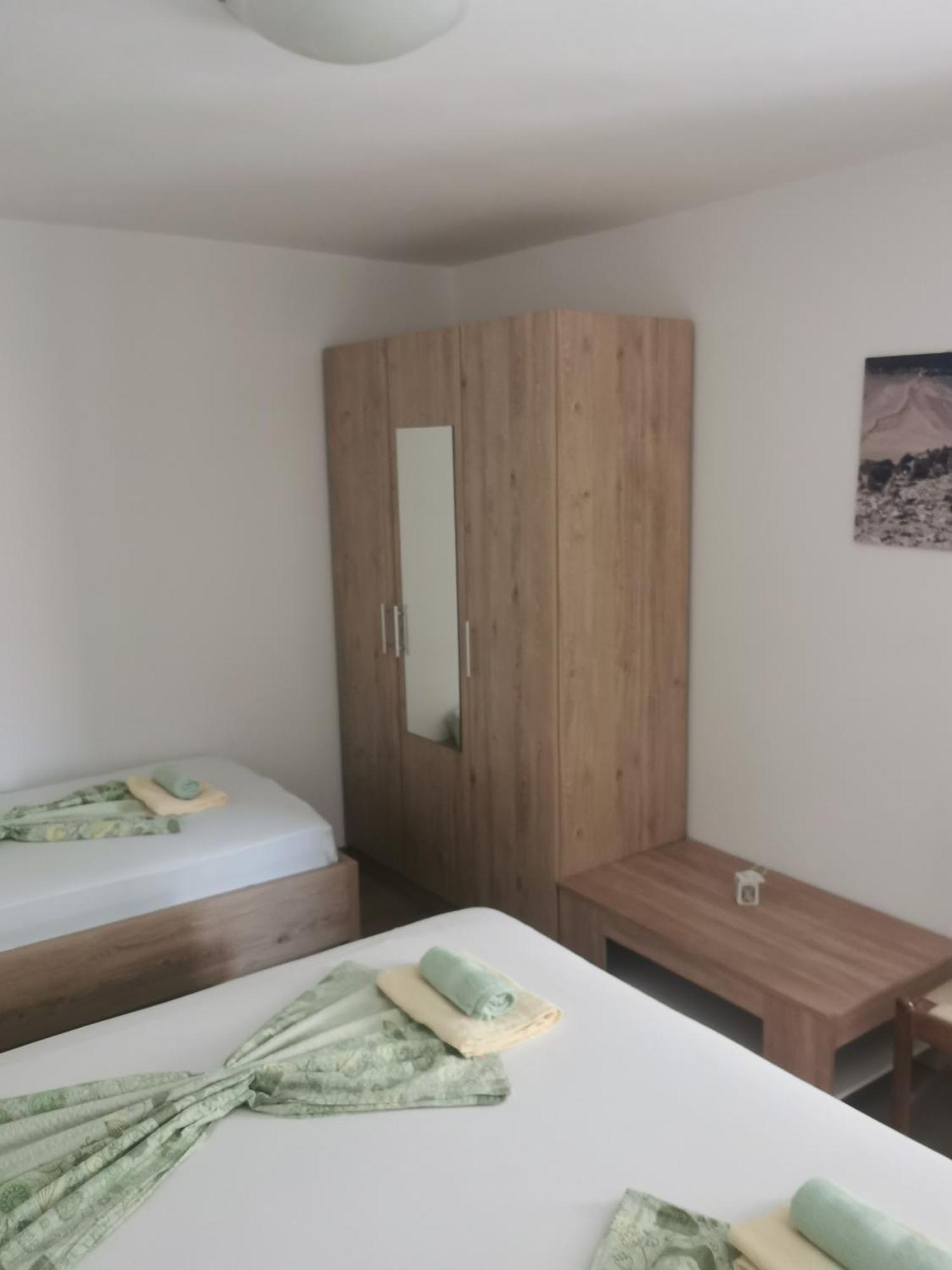 Apartments Boric Lopar Zimmer foto